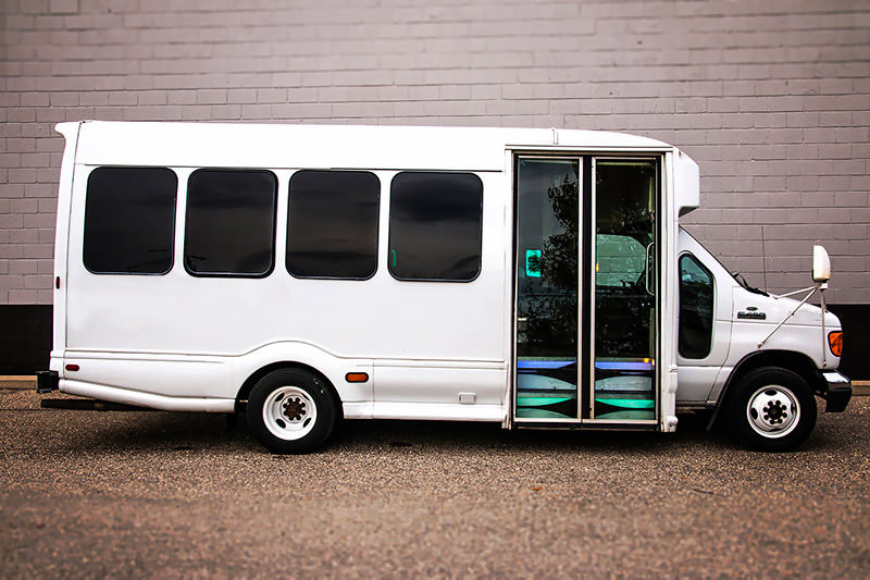 Fort Wayne party bus