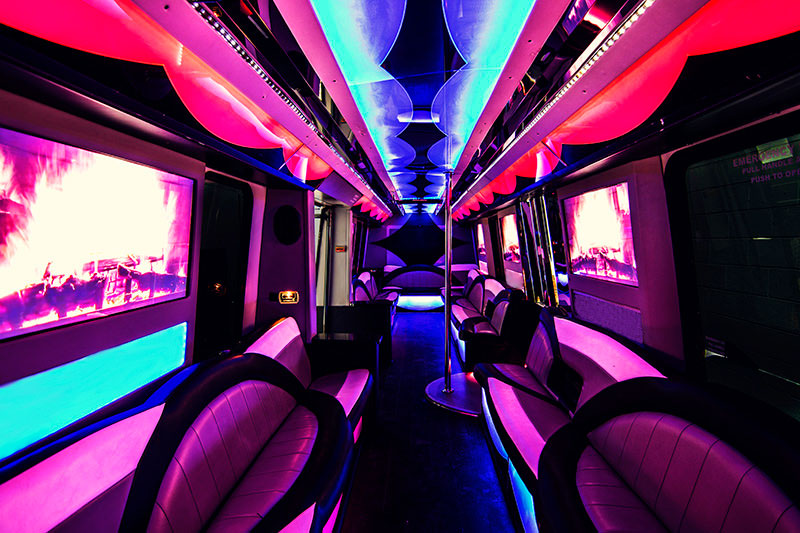 Party buses Fort Wayne
